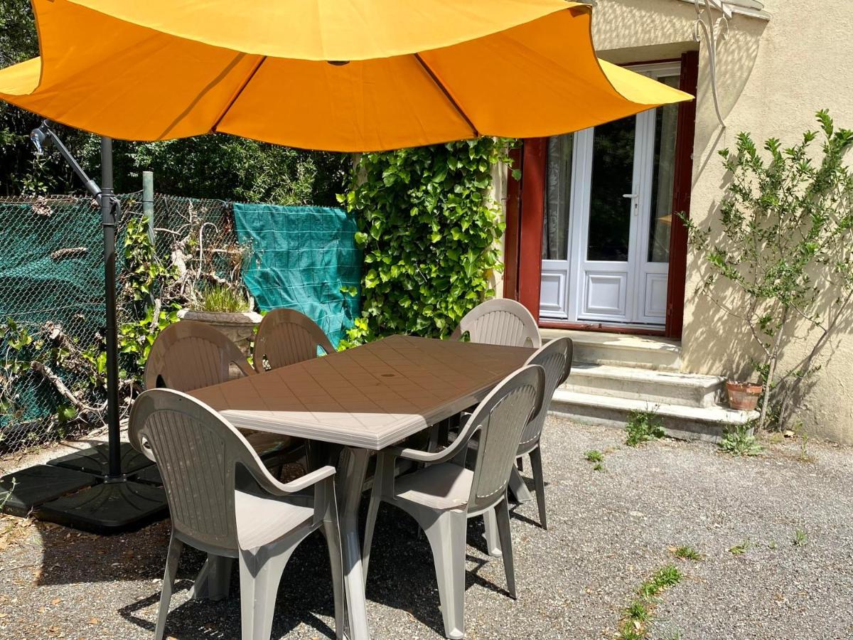 Appartement F3 De 60 M² Au Rez De Chaussee D'Une Villa Vezenobres Exterior photo