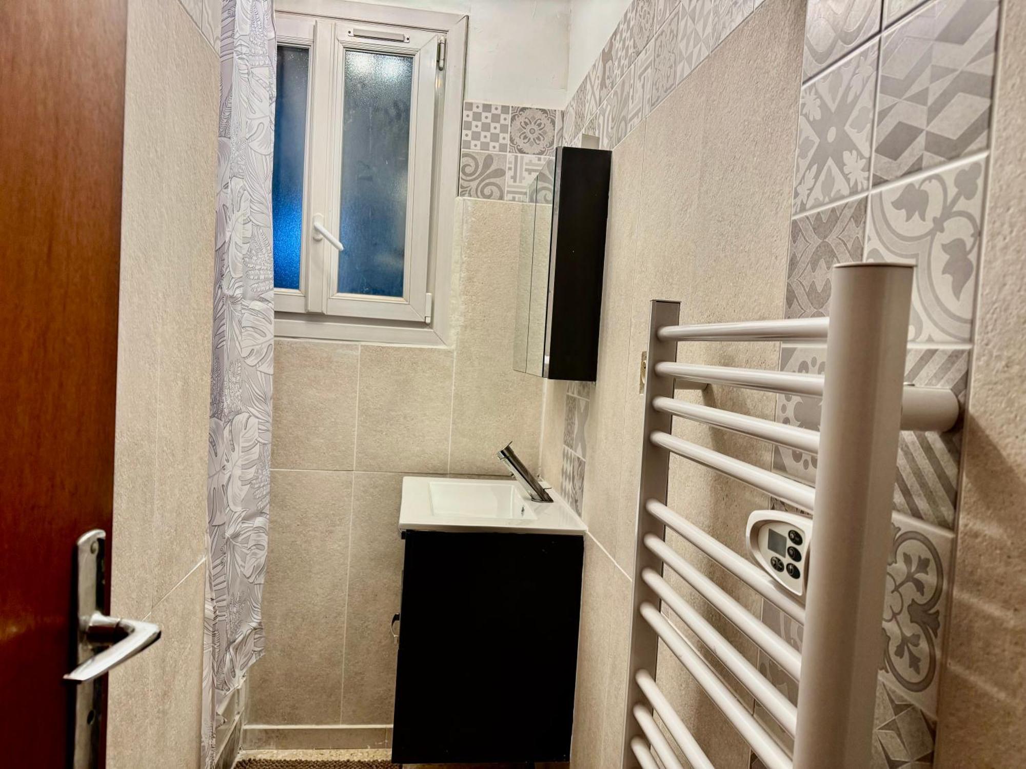 Appartement F3 De 60 M² Au Rez De Chaussee D'Une Villa Vezenobres Exterior photo